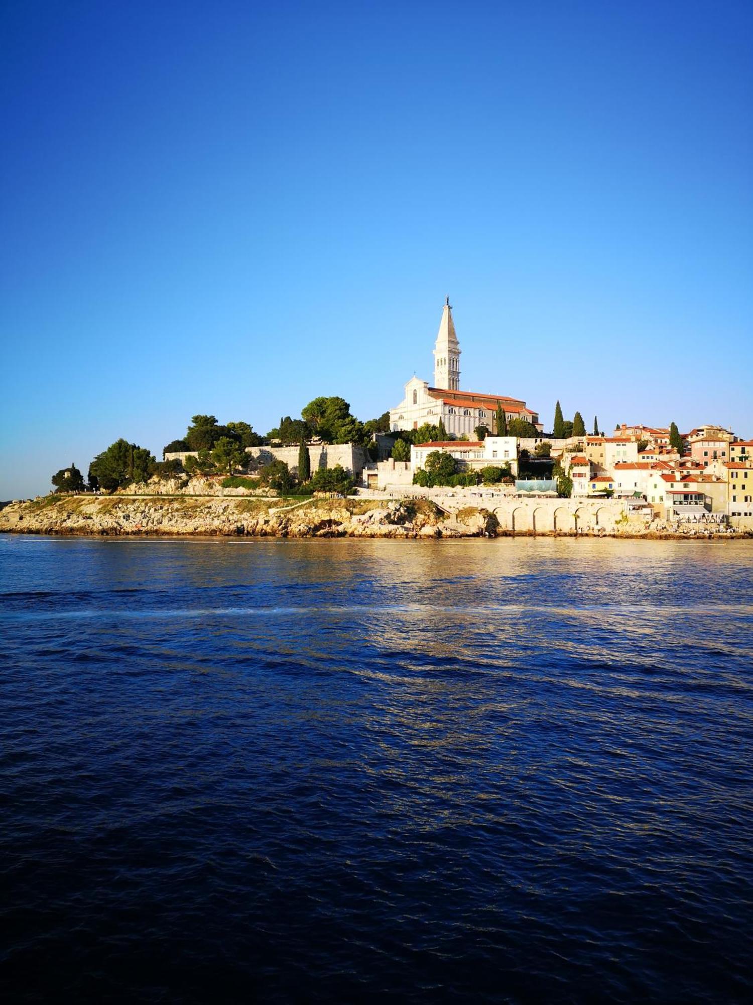 Apartment Michaela 4-Sterne & Parking Rovinj Exterior photo